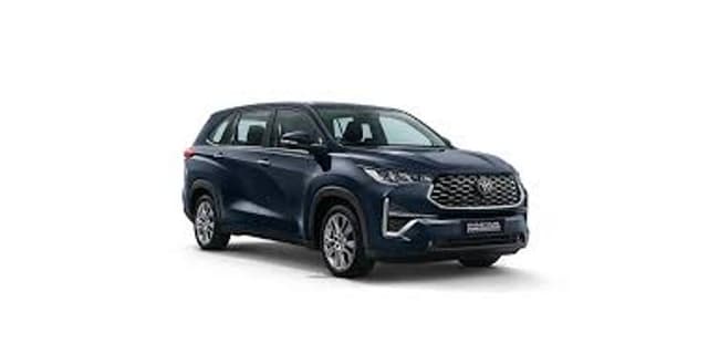Toyota Innova Hycross
